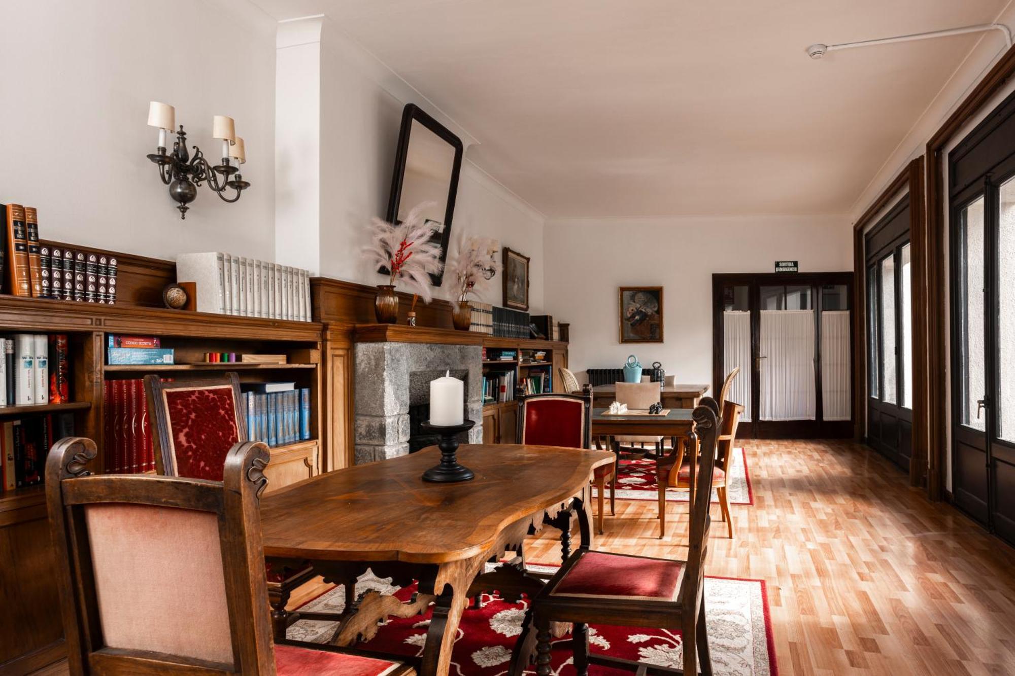 Angelats Hotel - A Signature Boutique Hotel & Restaurant Ribes De Freser Exteriör bild